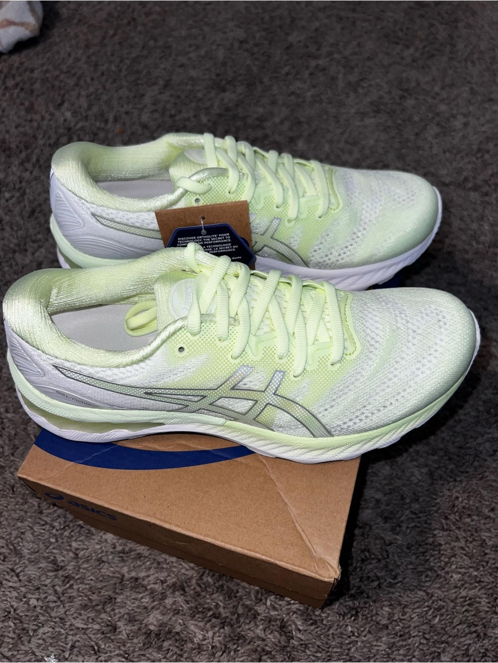 Brand new!! ASICS Gel-Nimbus 23 Sneakers - Illuminate Yellow & Silver - Picture 6 of 12